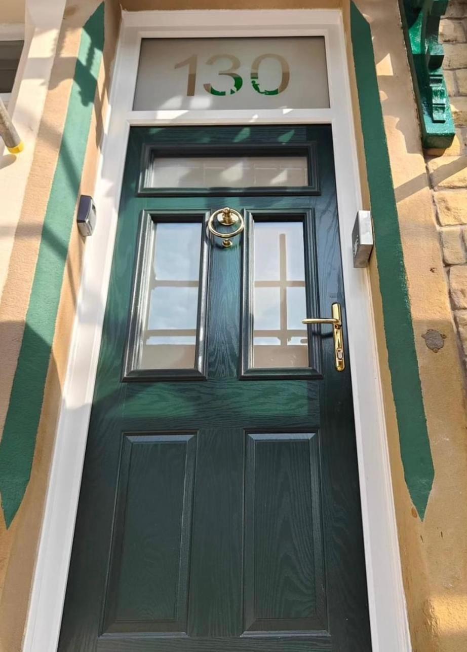 Gorgeous New 1 Bedroom Penthouse Flat モアカム エクステリア 写真
