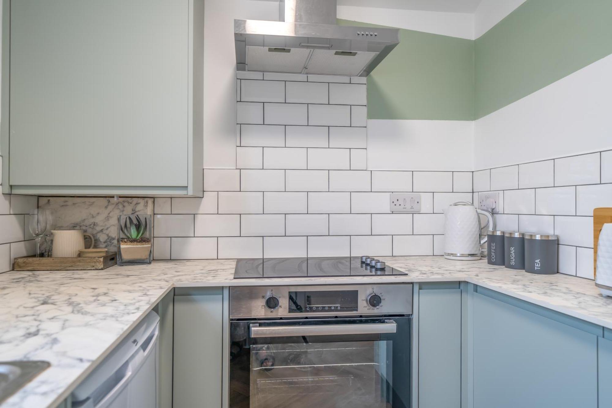 Gorgeous New 1 Bedroom Penthouse Flat モアカム エクステリア 写真