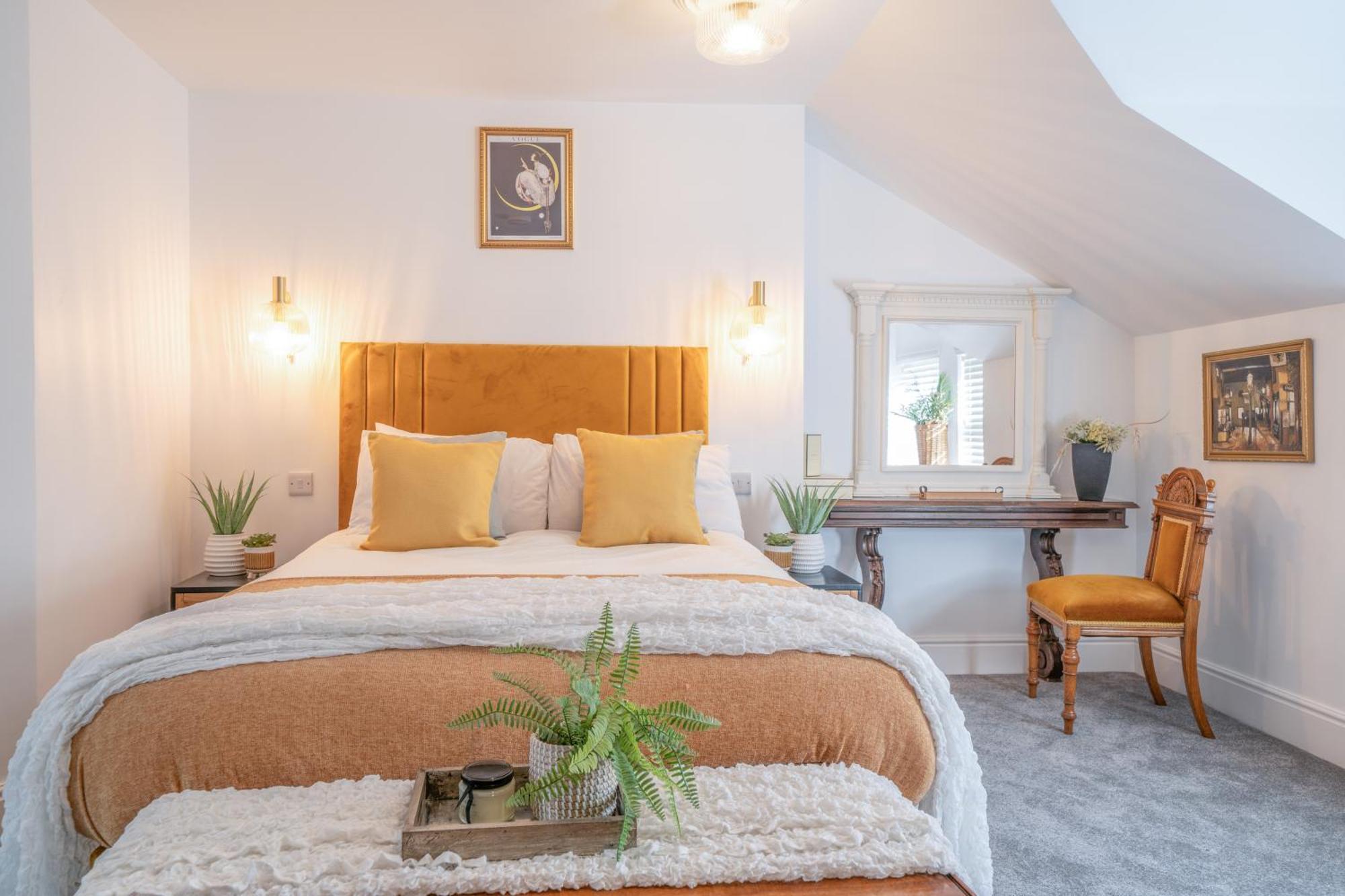 Gorgeous New 1 Bedroom Penthouse Flat モアカム エクステリア 写真