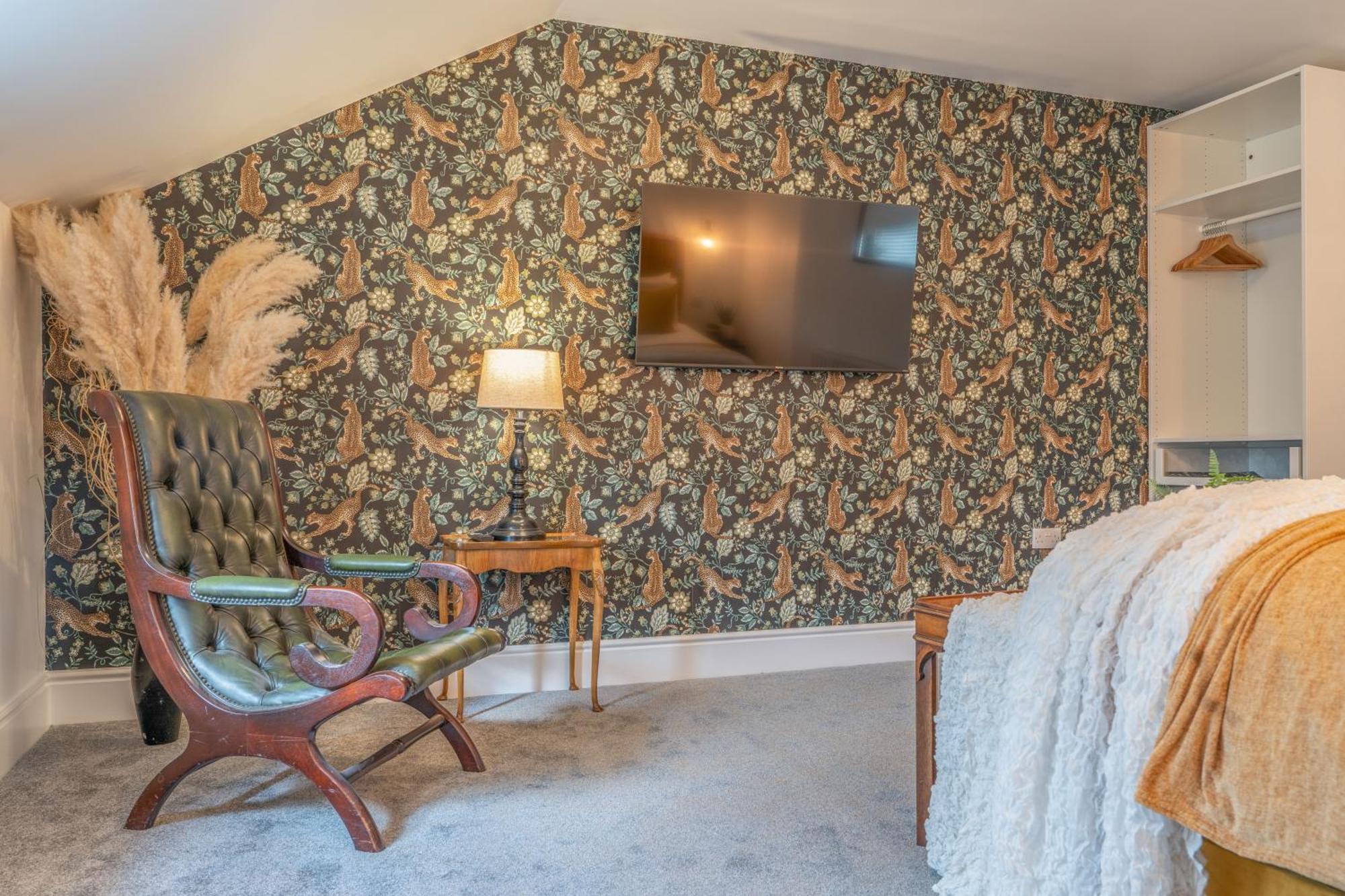 Gorgeous New 1 Bedroom Penthouse Flat モアカム エクステリア 写真