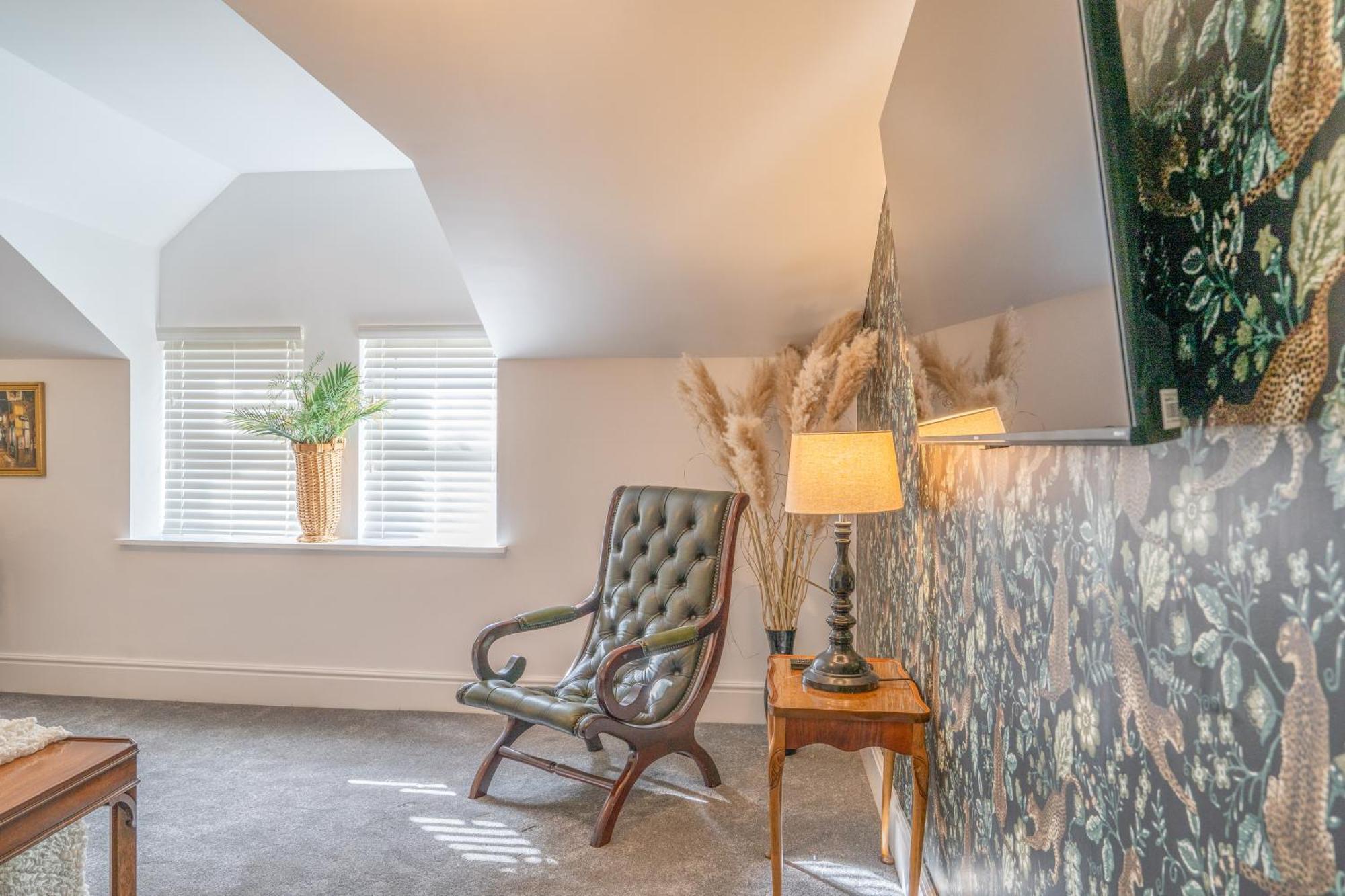 Gorgeous New 1 Bedroom Penthouse Flat モアカム エクステリア 写真