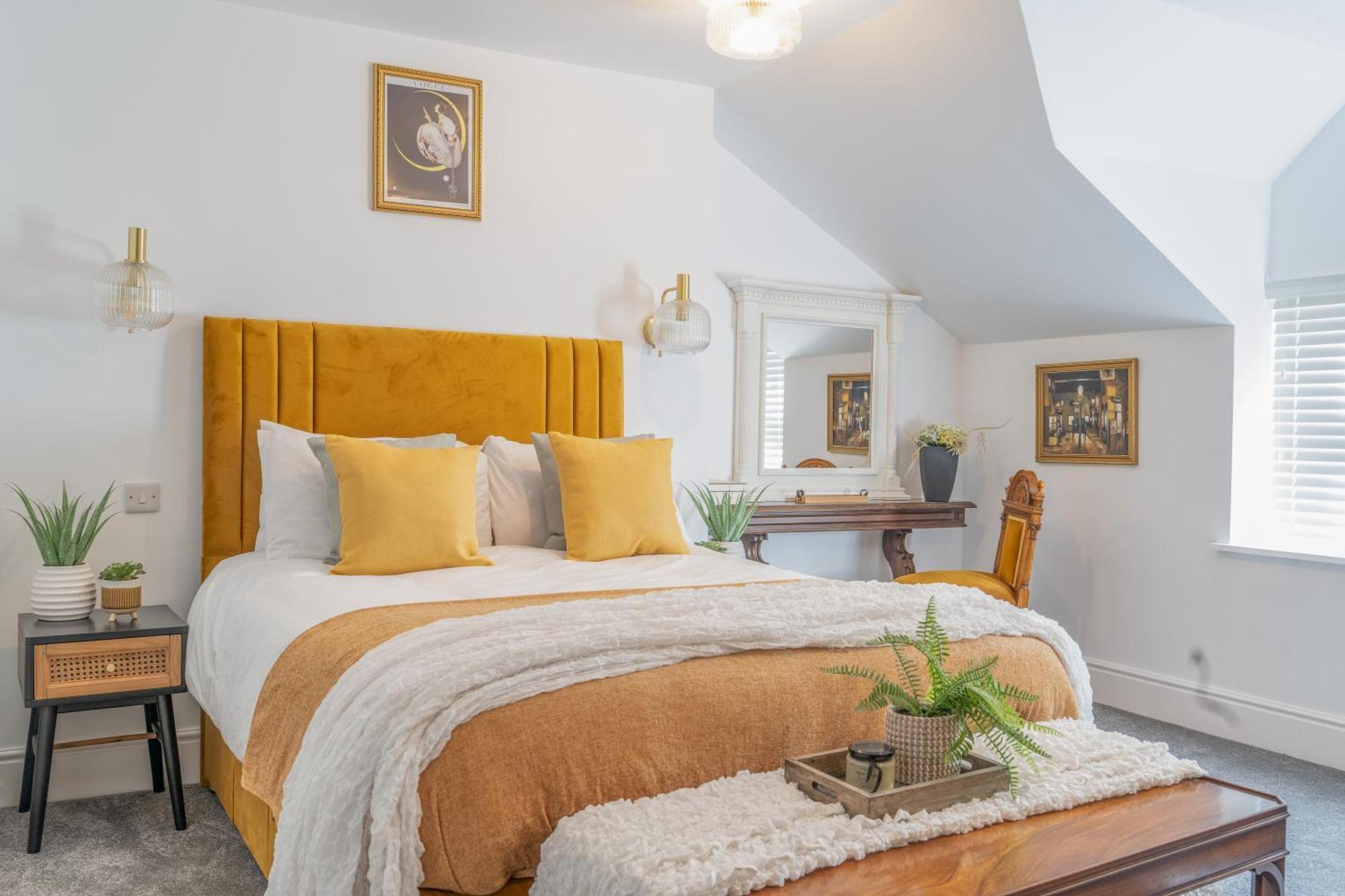 Gorgeous New 1 Bedroom Penthouse Flat モアカム エクステリア 写真